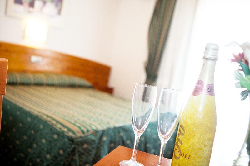 Hotel Alameda マラガ エクステリア 写真